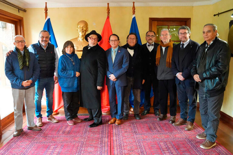 Lee más sobre el artículo Visita a la Embajada de Vietnam